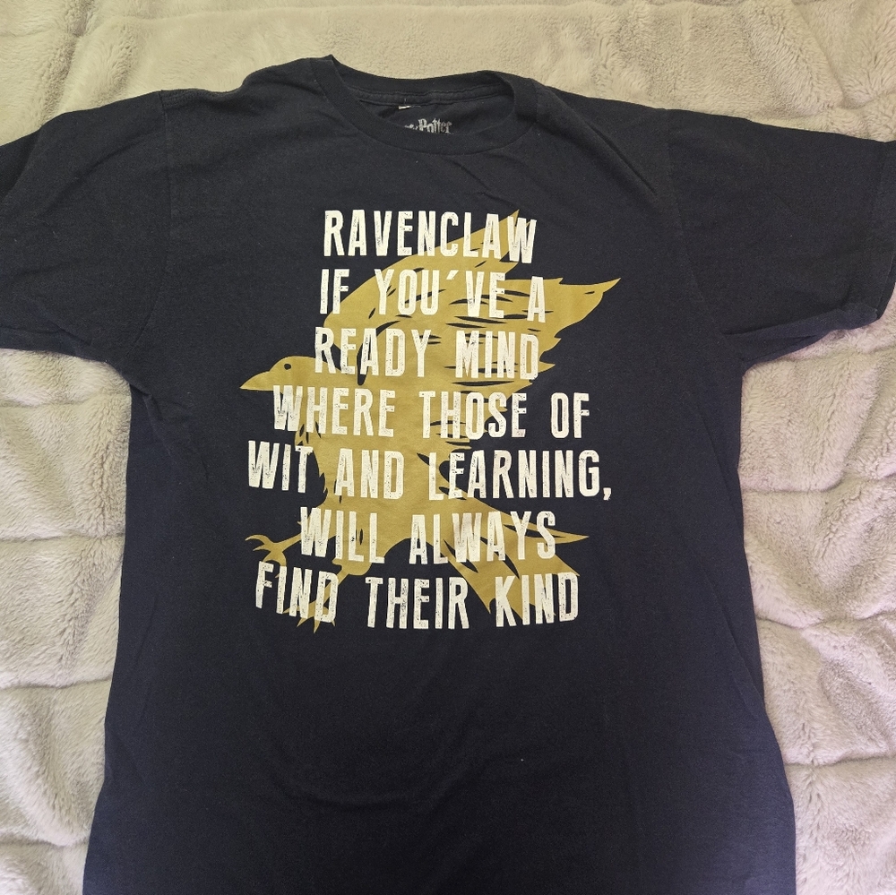 Warner Bros. Ravenclaw Black and Gold Tee